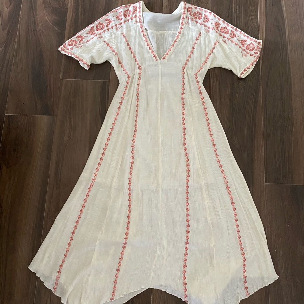 En cremé boho dress sz XS